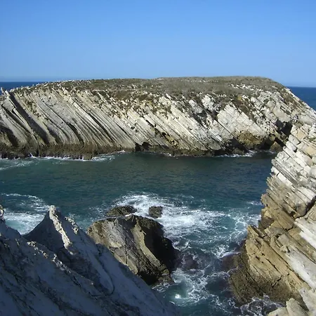 Charming Rustic Wine Cellar House In With Fireplace Feriehus