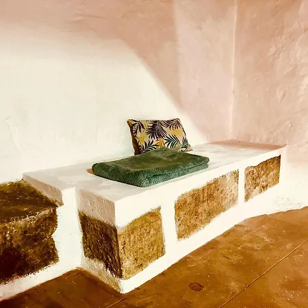 Charming Rustic Wine Cellar House In With Fireplace Feriehus *