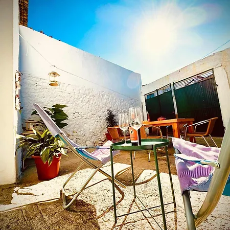 Feriehus Charming Rustic Wine Cellar House In With Fireplace *