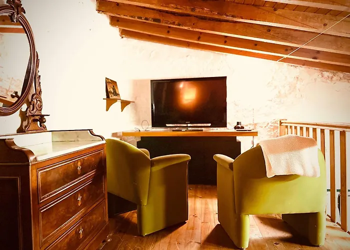 Charming Rustic Wine Cellar House In With Fireplace Tatil Evi Reguengo Grande