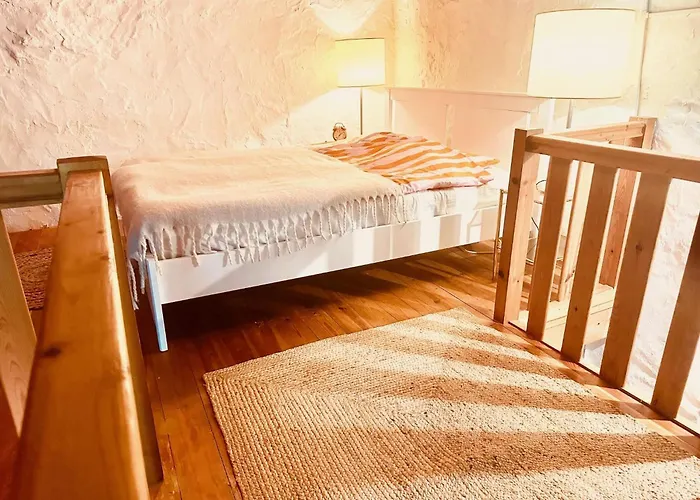 Charming Rustic Wine Cellar House In With Fireplace Tatil Evi Reguengo Grande